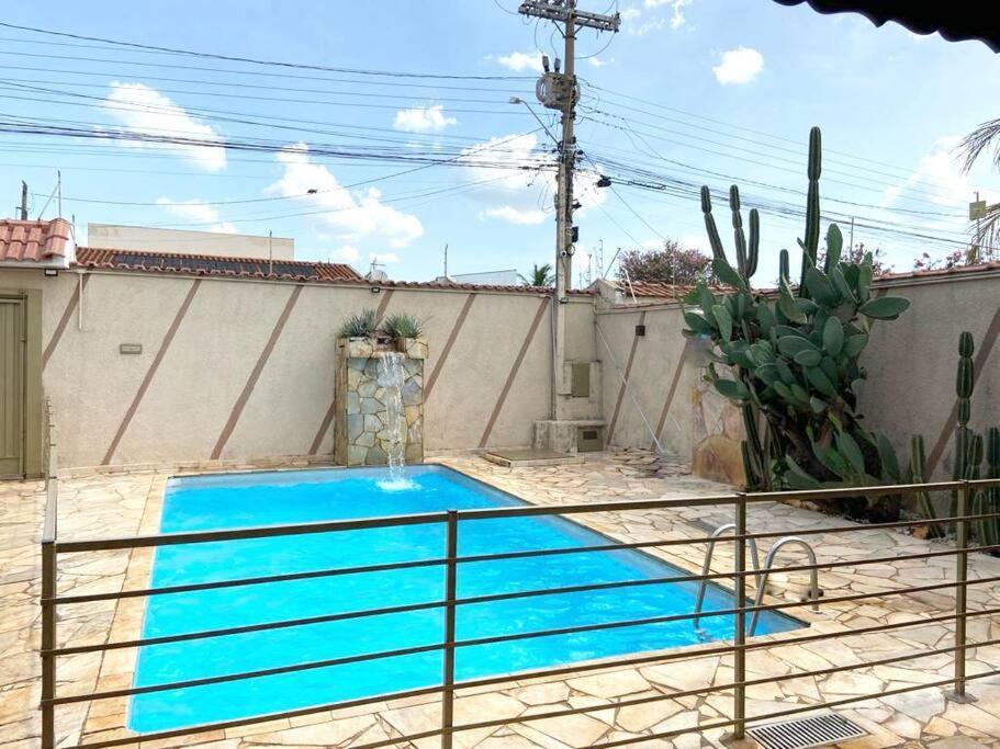 Casa 3 Com Piscina E Churrasqueira Holiday home *